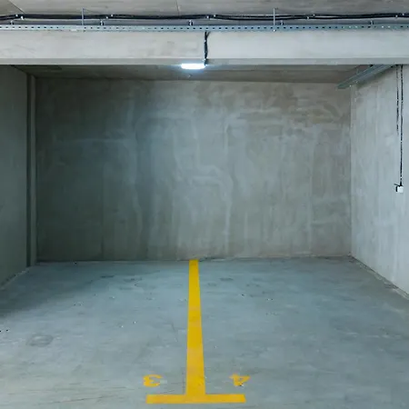 Juno New Boutique Building With Private Parking