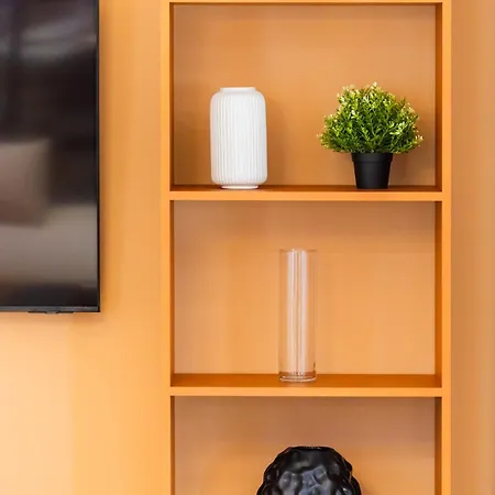 Juno New Boutique Building With Private Parking Apartment *