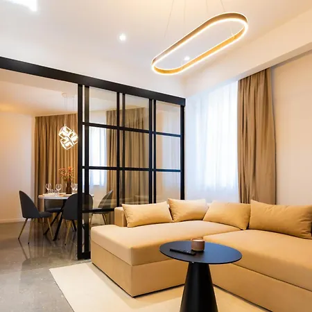 Juno New Boutique Building Apartment With Parking