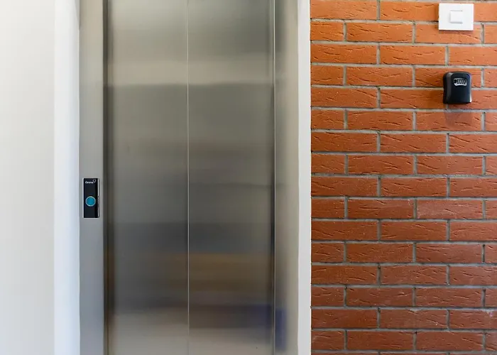 Juno New Boutique Building With Fee-based Parking * Bukarest