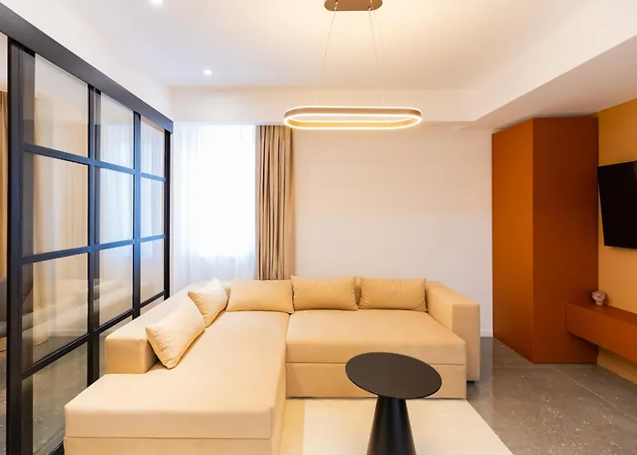 Juno New Boutique Building With Fee-based Parking Bukarest